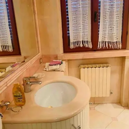 公寓 Deluxe Con Giardino E Terrazzo, 3 Camere, Parcheggio Privato *